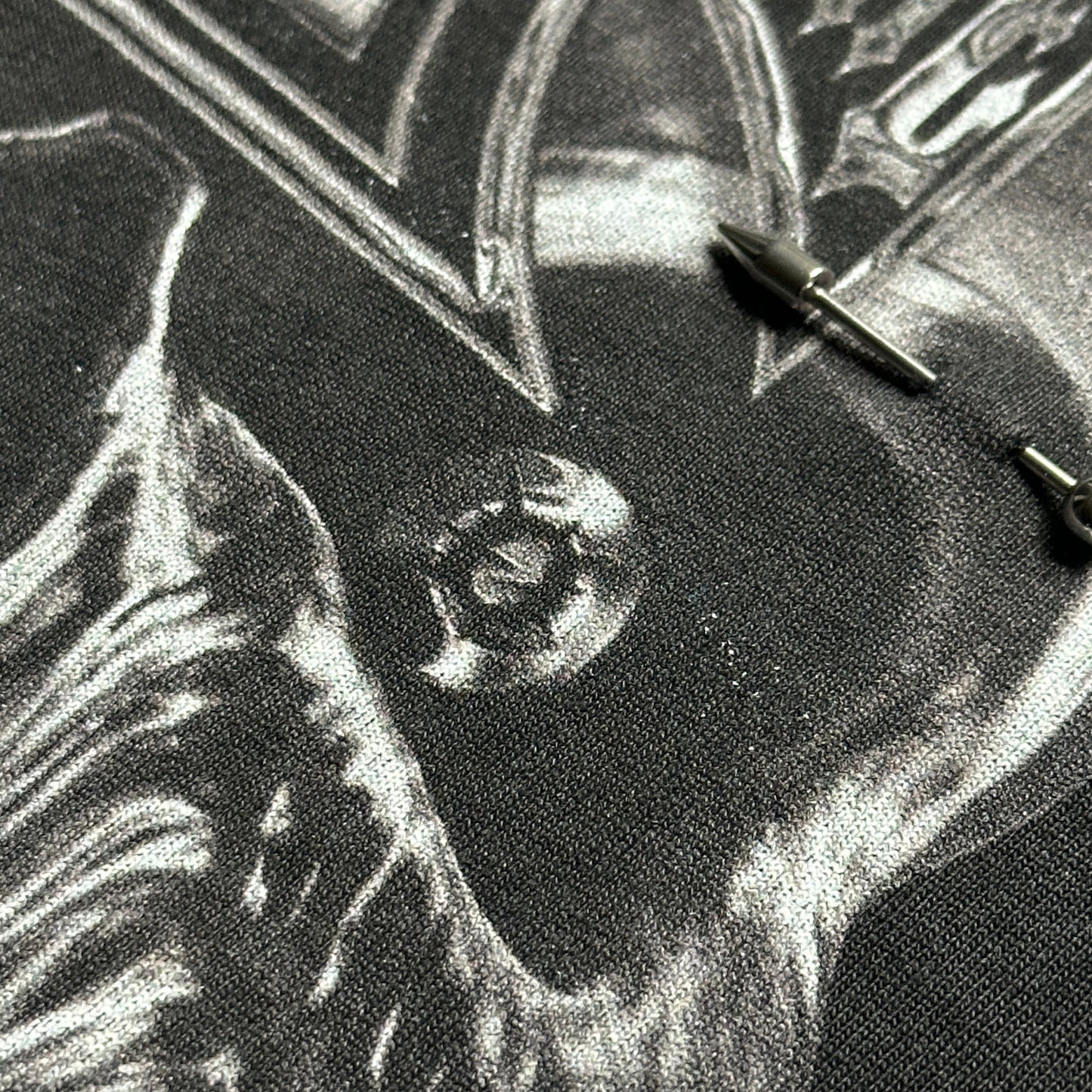 PIERCED T-SHIRT